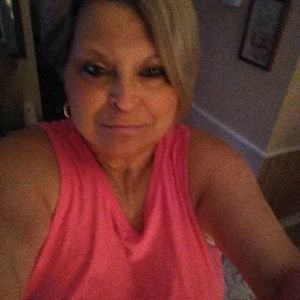 Meet your Posher, Gina